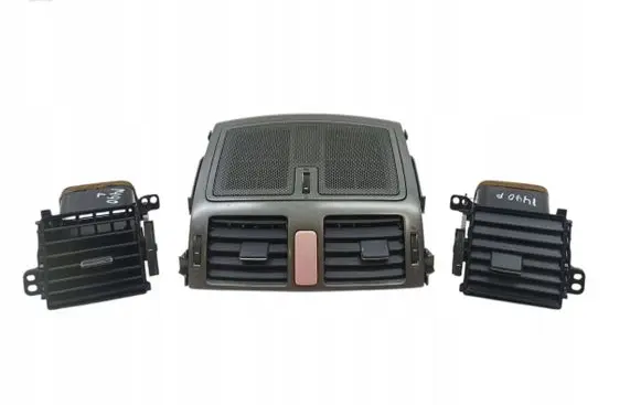Toyota Auris 150 Dashboard air vent grill cover trim 
