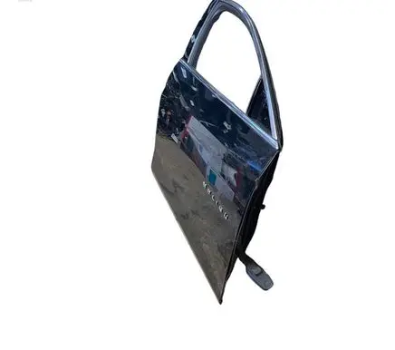 Chevrolet Malibu Front door 84540522