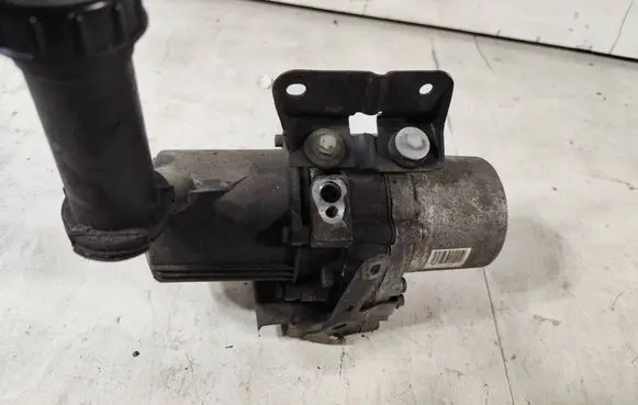 Citroen C4 II Power steering pump A5100993 076703C1