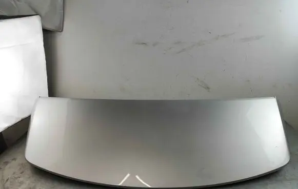 Tailgate/trunk spoiler