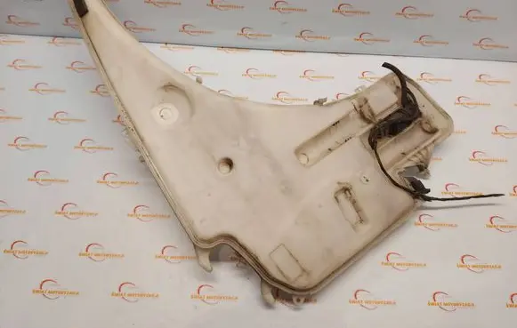 BMW 1 E82 E88 Windshield washer fluid reservoir/tank 7229537