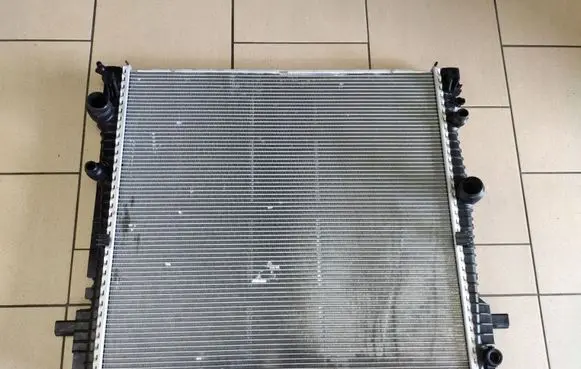 BMW X3 F25 Coolant radiator 17118665241 8665241