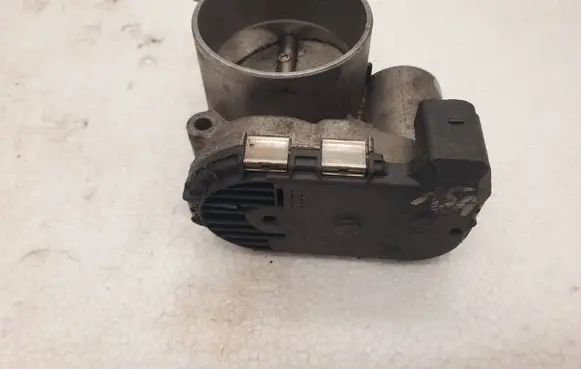 Audi A6 S6 C6 4F Throttle valve 078133062B