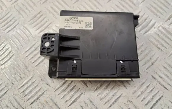 Toyota Verso Air conditioning/heating control unit 886500F121 MB1777002212