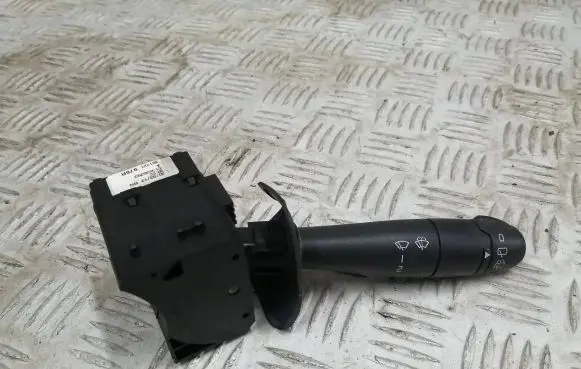 Dacia Duster Wiper control stalk 681721976r 34A732013AJ