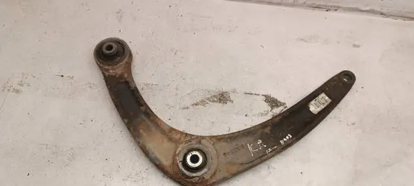 Peugeot 5008 Front lower control arm/wishbone 833548