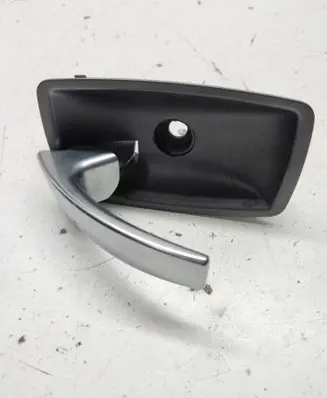 BMW 7 E65 E66 Front door interior handle 7024303