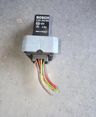 Peugeot Boxer Glow plug pre-heat relay 0281003039