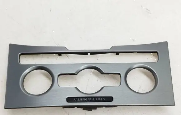Volkswagen PASSAT CC Climate control/heater control trim 3C8863082A