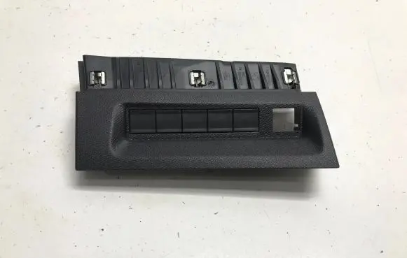 Dashboard trim