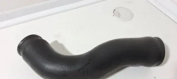 Audi A6 S6 C4 4A Intercooler hose/pipe 4A0145746E