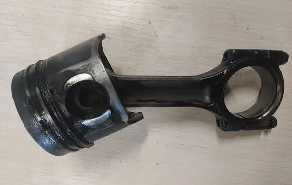 Renault Trafic II (X83) Piston with connecting rod