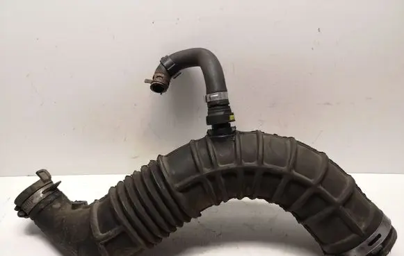 Renault Kangoo II Turbo air intake inlet pipe/hose 8200500384B