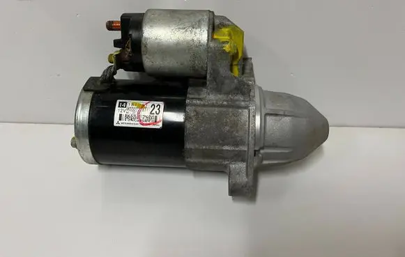 Mitsubishi Lancer Evolution Starter motor M000T22871