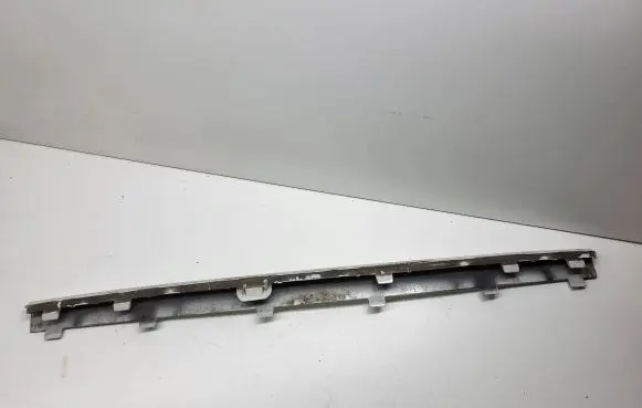 Volvo XC90 Front bumper splitter molding