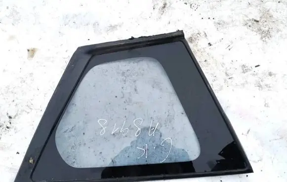 Mitsubishi Outlander Rear side window