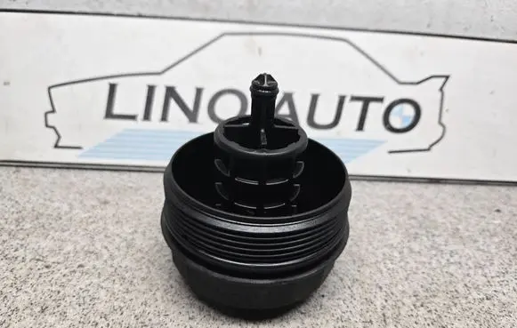 BMW 3 E92 E93 Oil filter cover 11427525334