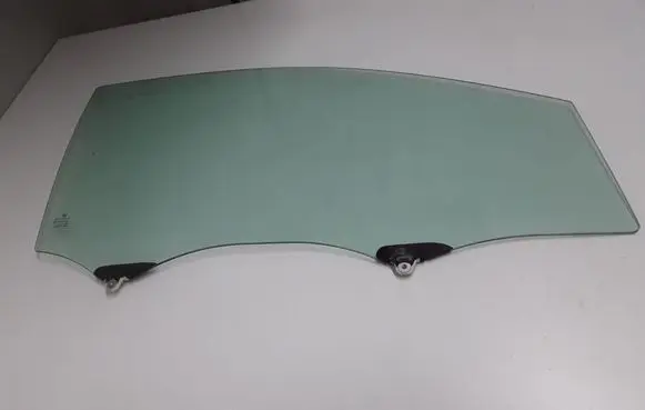 Honda CR-V Front door window glass four-door 73300SWYE00