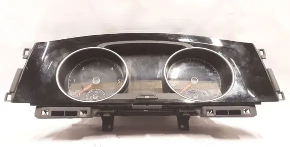 Volkswagen Golf VII Speedometer (instrument cluster) 5G0920860A