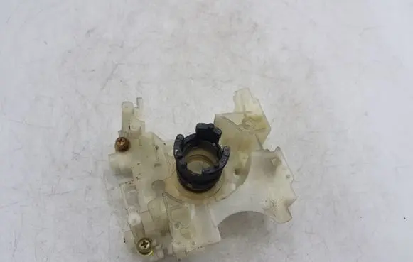 Mitsubishi Pajero Sport I Other interior part MR495731XAE 17C615