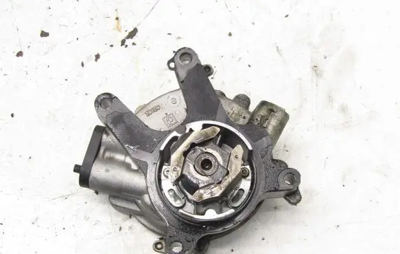Jeep Cherokee Vacuum pump 55268353