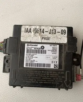 Dodge Durango Keyless (KESSY) go control unit/module 507823087A P68240157AB 676A507700944