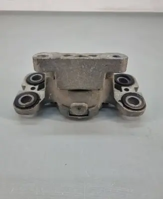 Land Rover Range Rover Evoque L538 Engine mount bracket EJ327M121AD