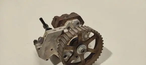 Mitsubishi Space Star Fuel injection high pressure pump 7700104018D 00116916