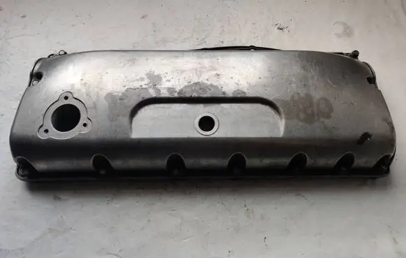 Rocker cam cover