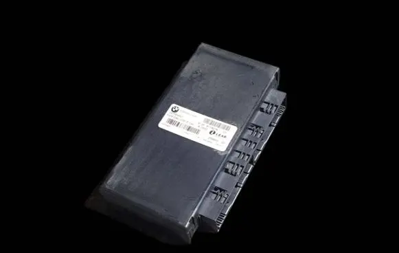 BMW 5 E60 E61 Gateway control module 9176078 532256861 82552