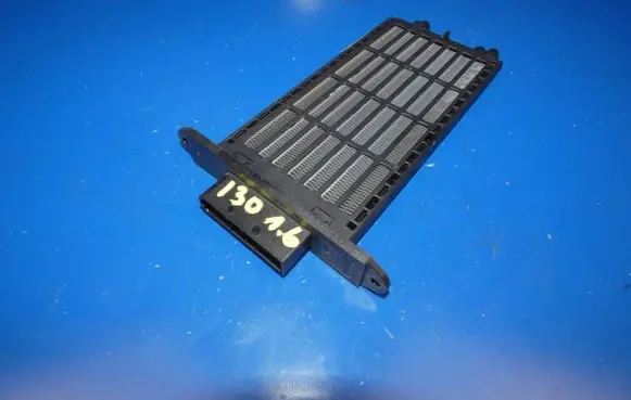 Hyundai i30 Electric cabin heater radiator D596GDCAA01 710260730100