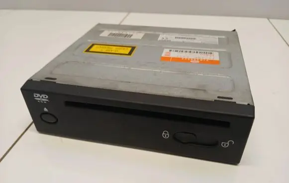 Land Rover Range Rover L322 CD/DVD changer YIB500023 4621008317