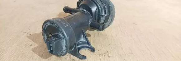 Jaguar XJ X300 Valve vacuum 023906283 SIEMENS