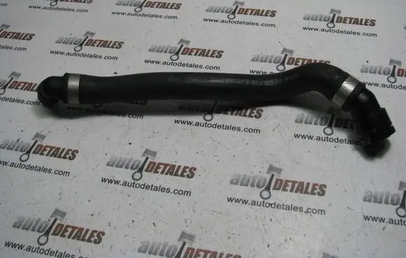 Mercedes-Benz E W211 Engine coolant pipe/hose A2118302896