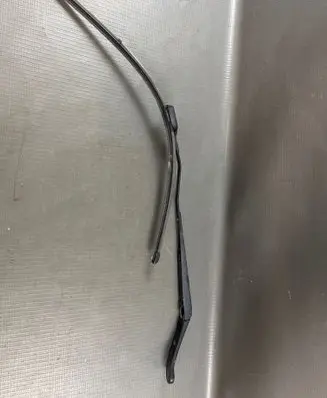 Citroen DS4 Front wiper blade arm 010369 9687494430