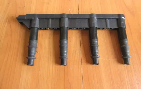 Citroen C4 I High voltage ignition coil 9651710680