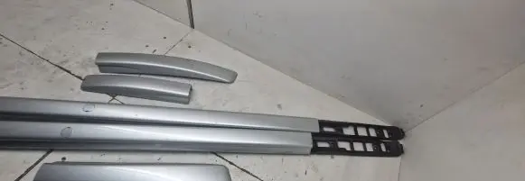 Mitsubishi Outlander Roof transverse bars on the 