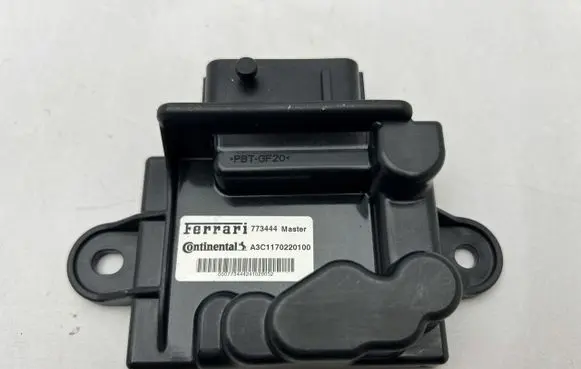 Ferrari 296 GTB Fuel pump relay 773444