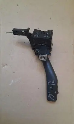 Volkswagen Tiguan Fog light switch 1K0953519H