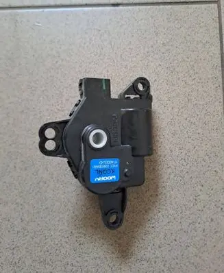 KIA Ceed Air flap motor/actuator D266-EB9AA01
