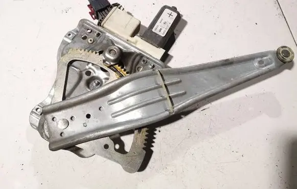 Toyota Avensis T250 Sliding door window regulator with motor 