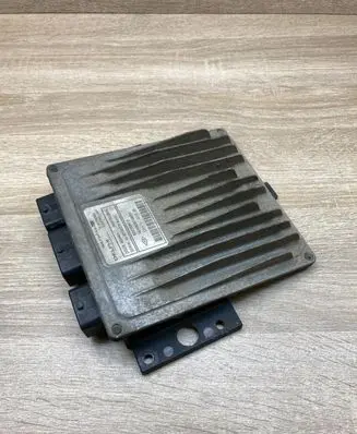 Renault Clio II Engine control unit/module ECU 8200303619