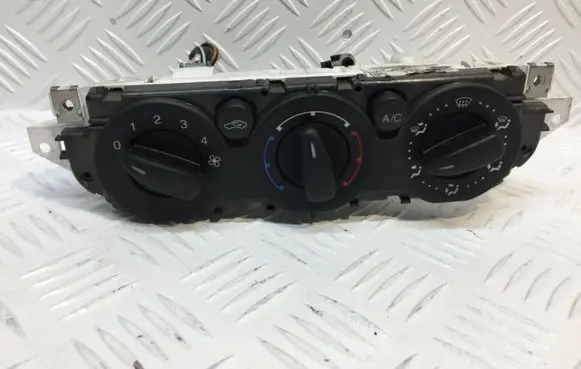 Ford Focus C-MAX Climate control unit 3M5T19980AD