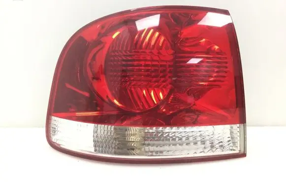 Volkswagen Touareg I Rear/tail lights 28259002
