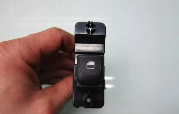 KIA Stonic Front door window switch trim 93590H8000 93590H8000JBW