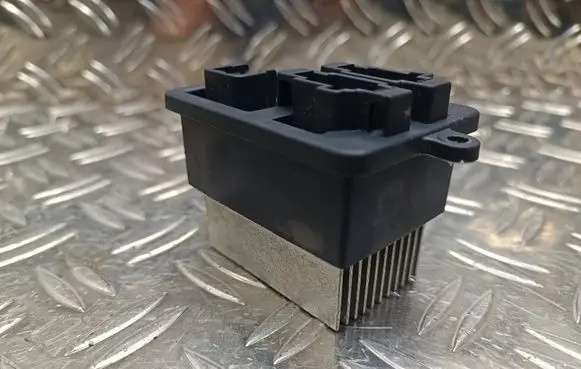 Citroen DS7 Crossback Heater blower motor/fan resistor A243002900 8123671695189