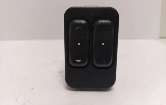 Opel Zafira A Electric window control switch 13363201 90561088