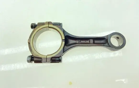 Subaru Forester SF Connecting rod/conrod 12100AA080 12100AA081
