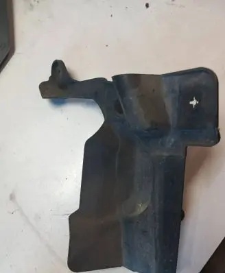 Volvo XC40 Fender end trim 31497881