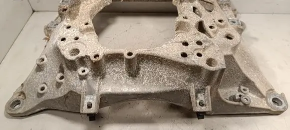 Volkswagen Touareg III Gearbox mounting bracket 4M0399263P